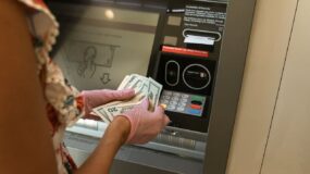 Zaczęła się rewolucja w bankomatach. Będą działać inaczej