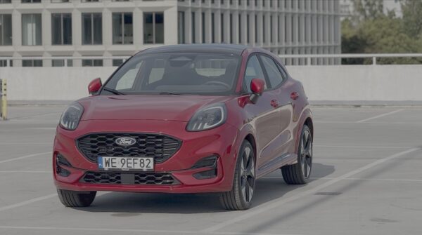 Rywale stali w kolejce po design, on po pierdzielnięcie. Testujemy Forda Pumę