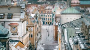 Pazerność prowadzi Krakusów i Poznaniaków na manowce