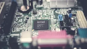 Intel zmierza w kierunku spółki skarbu państwa. Giełda reaguje entuzjazmem